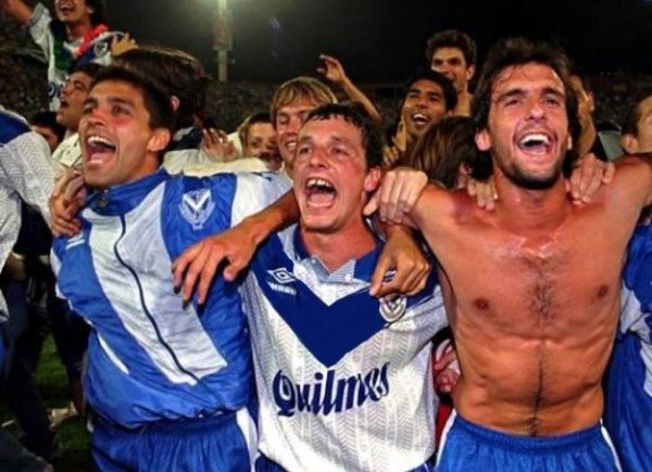Producto - CAMISETA VELEZ RETRO - 4