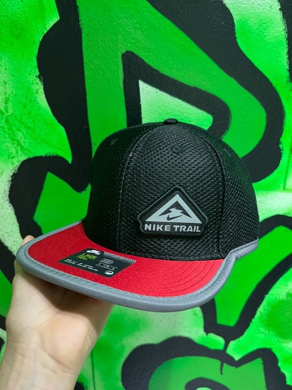 Producto - GORRA NIKE TRAIL REFLEX