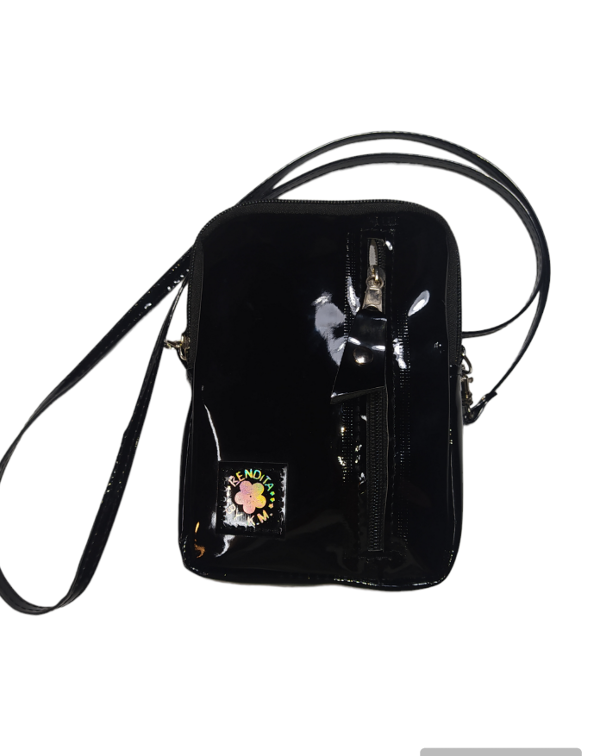 Producto - Porta Celular de charol