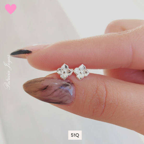 Producto - Aros abridores flor cuadrada chata