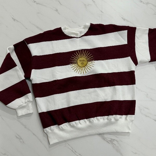 Producto - Buzo sol de mayo bordo