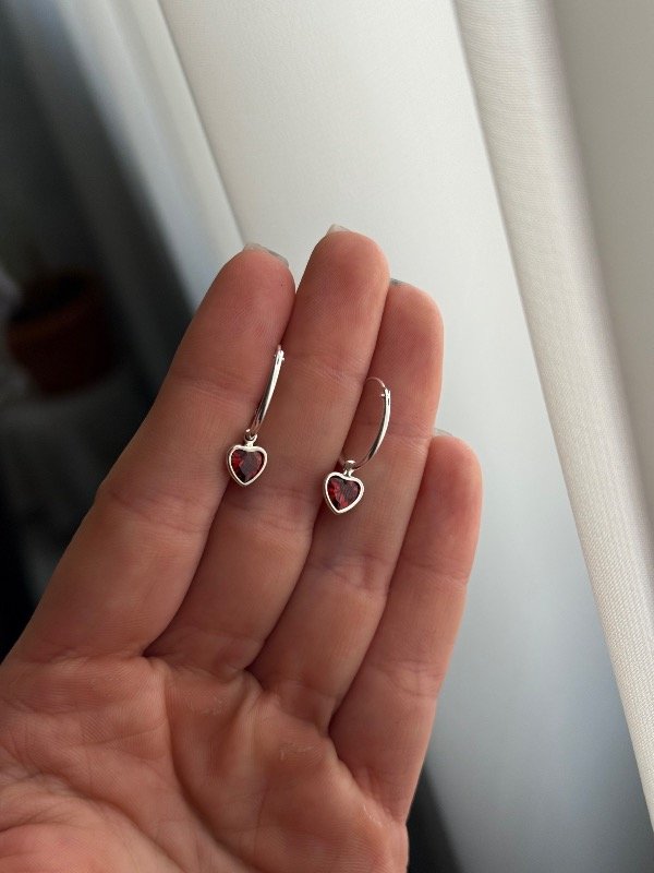 Producto - Aros con dije corazón rojo - 1