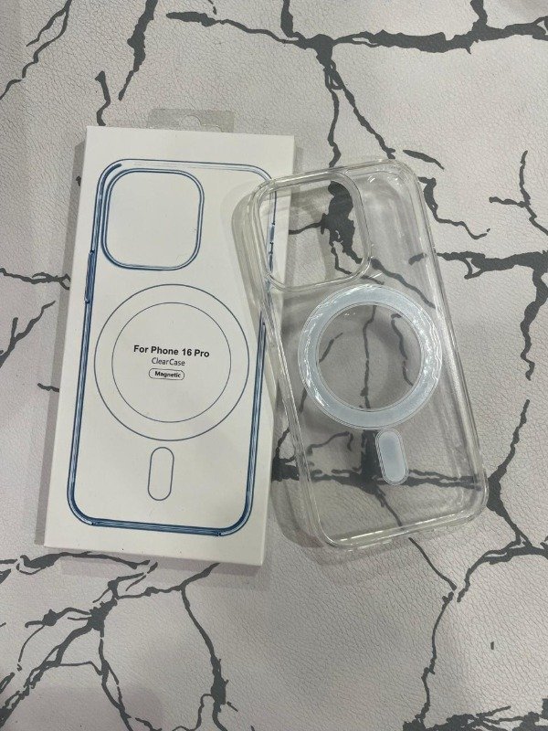 Producto - case magsafe clasica iph 14 pro