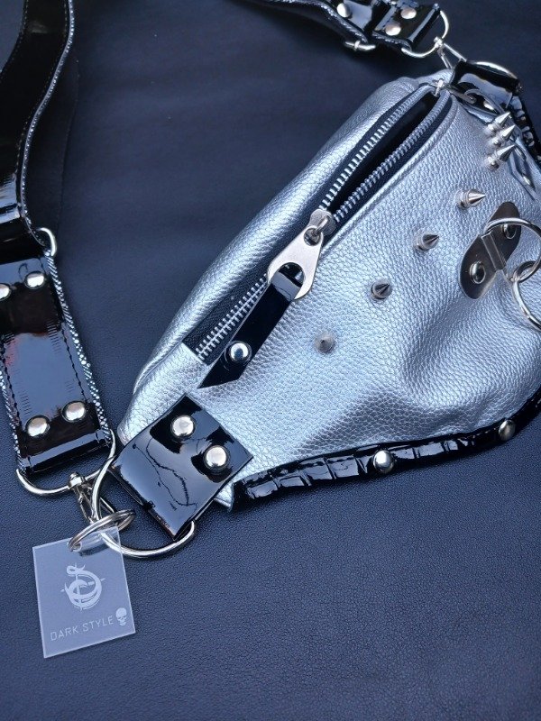 Producto - Riñonera Dark Gotic Metalizada Premium - 3