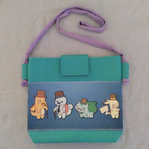 Producto - bandolera cuerina Pokemon