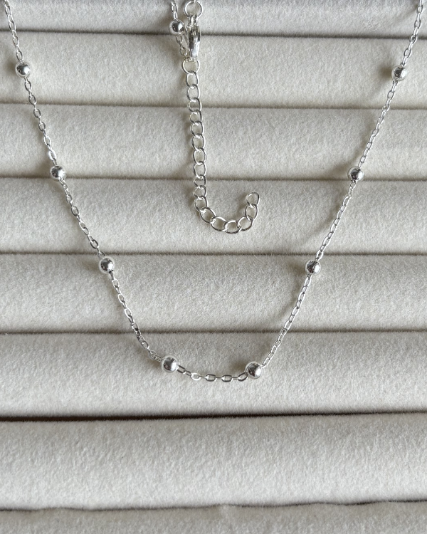 Producto - Cadena bolitas de acero blanco 40-45cm