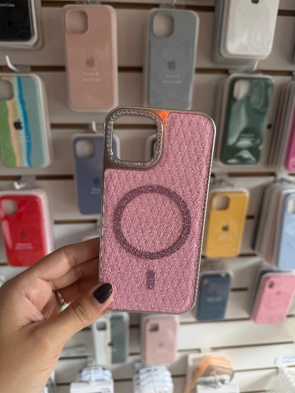 Producto - Case MagSafe brillantina C/strass rosa iph 15
