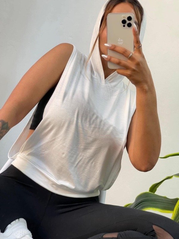 Producto - LINEA EMY Remera con capucha