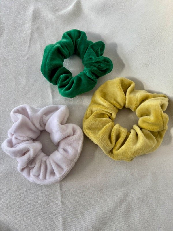 Producto - Scrunchie CHICA VELVET