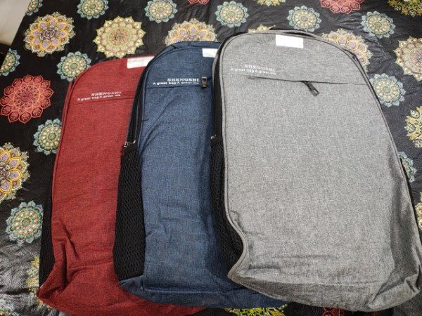 Producto - Mochila Shengshi con USB y puerto de auricular