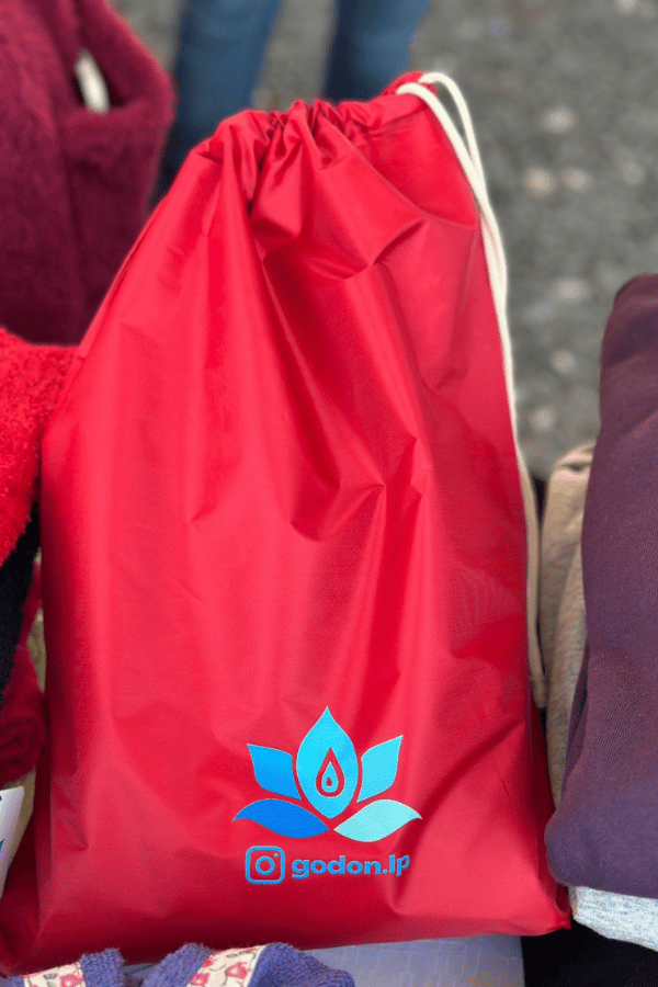 Producto - Bolsa impermeable - solo con un poncho cambiador - 3