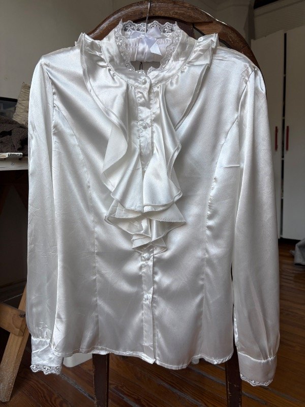 Producto - Camisa Bauhaus Talle L NUEVA