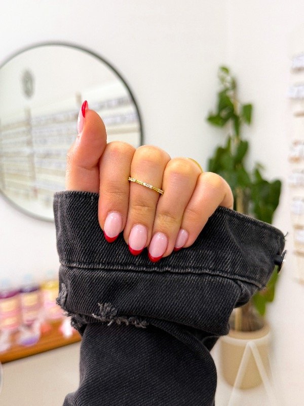 Producto - Anillo bañado en oro cúbics agrupados regulable