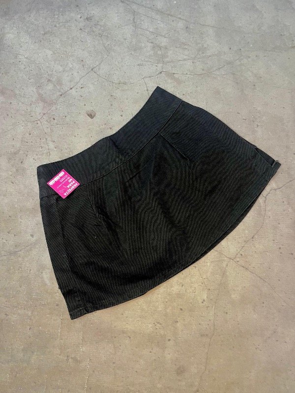 Producto - SHORT POLLERA GLAM negro