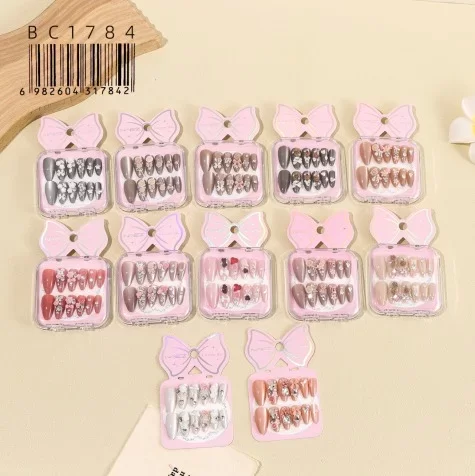 Producto - UNAS PRESS ON CON DISENOS SURTIDOS ALMENDRA - Tips Capsula Moldes Uñas Postizas