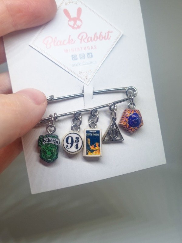 Producto - Prendedor Harry Potter y las Reliquias de la Muerte