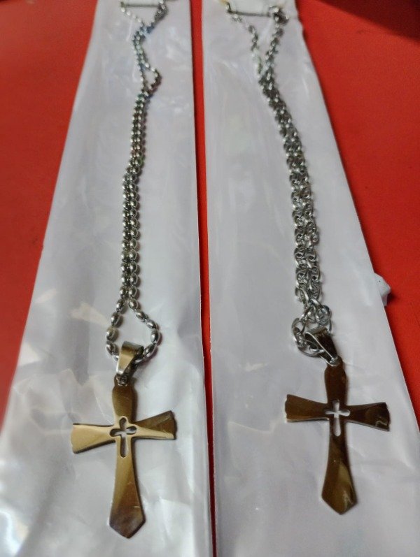 Producto - Cadena con cruz