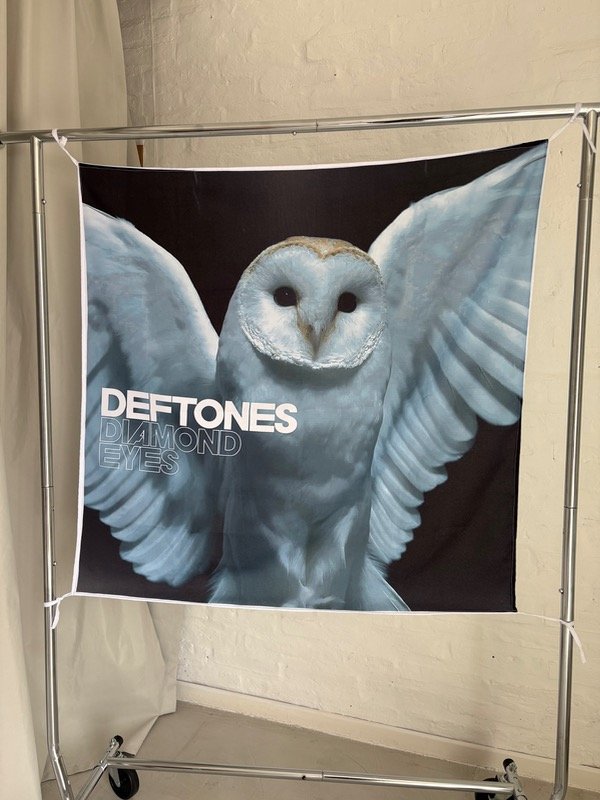 Producto - DIAMONDS EYES -  DEFTONES FLAG BAG - 100 x100