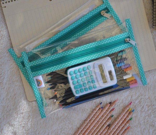 Producto - Cartuchera Cristal Acqua Lunares