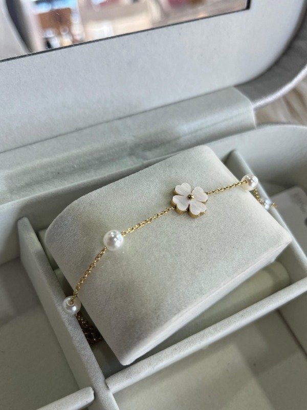 Producto - Pulsera flor dorada
