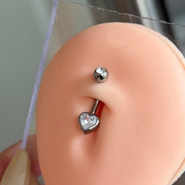 Producto - Piercing de ombligo corazón plateado mini