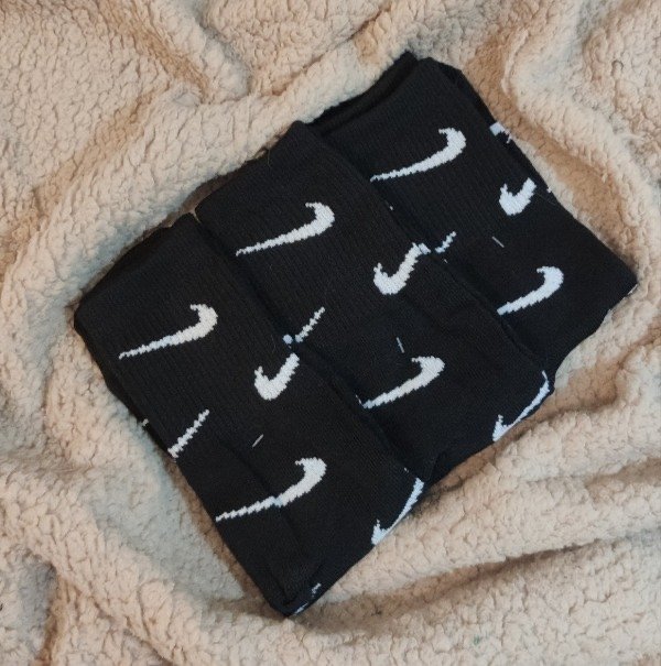 Producto - TENIS NIKE NEGRAS PIPAS BLANCAS