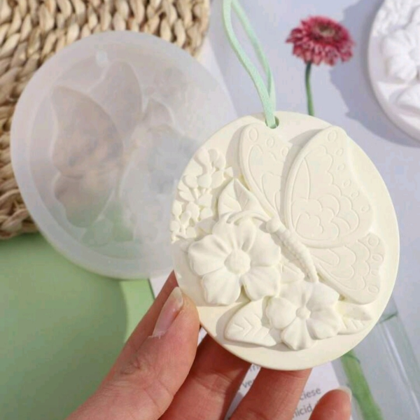 Producto - Molde de silicona - Tag ovalada con flor y mariposa - 0