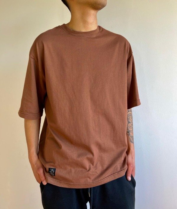 Producto - Remera Over chocolate