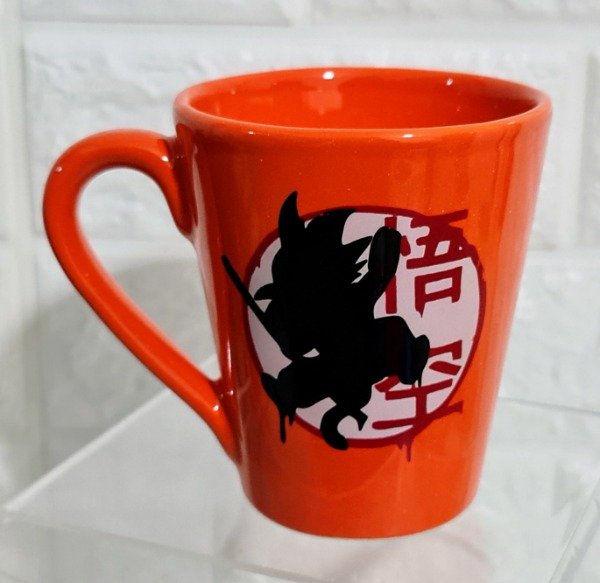 Producto - Taza cónica Dragon Ball Goku naranja 250 cc
