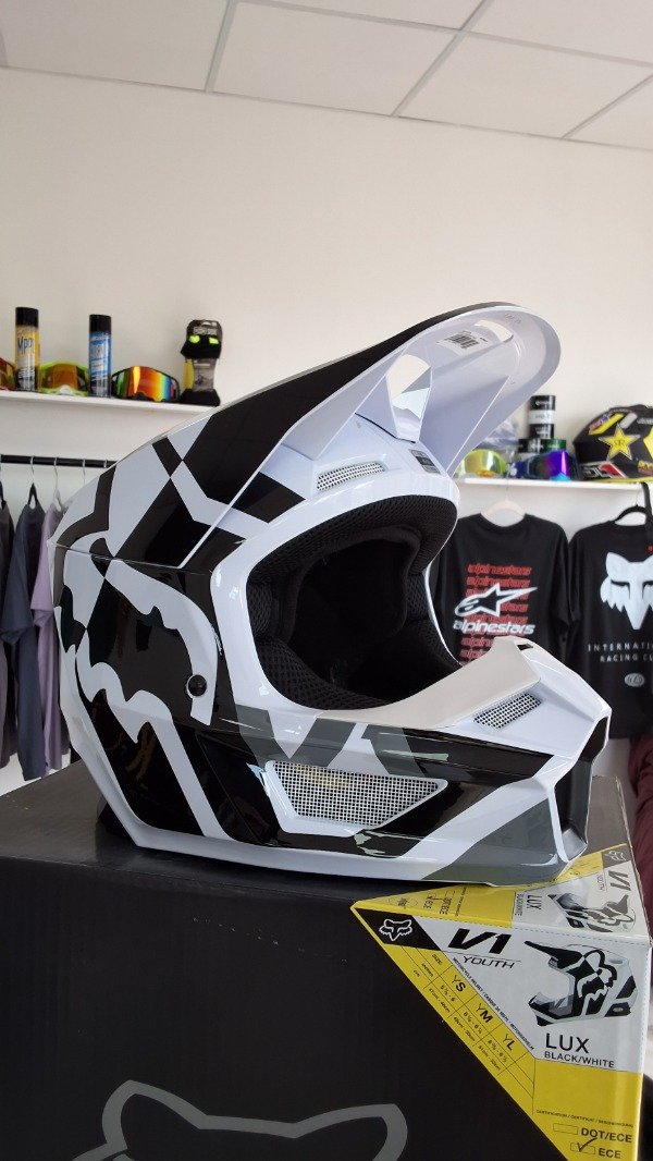 Producto - Casco Fox lux