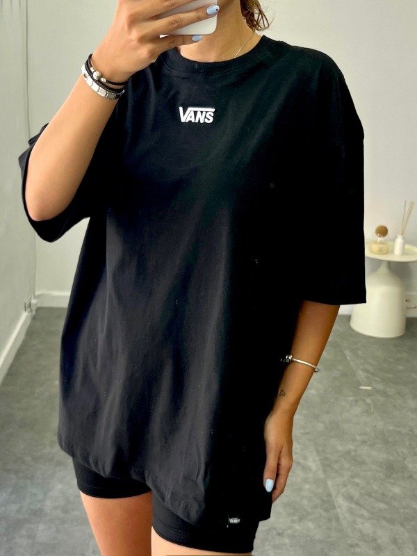 Producto - Remerón Vans UX