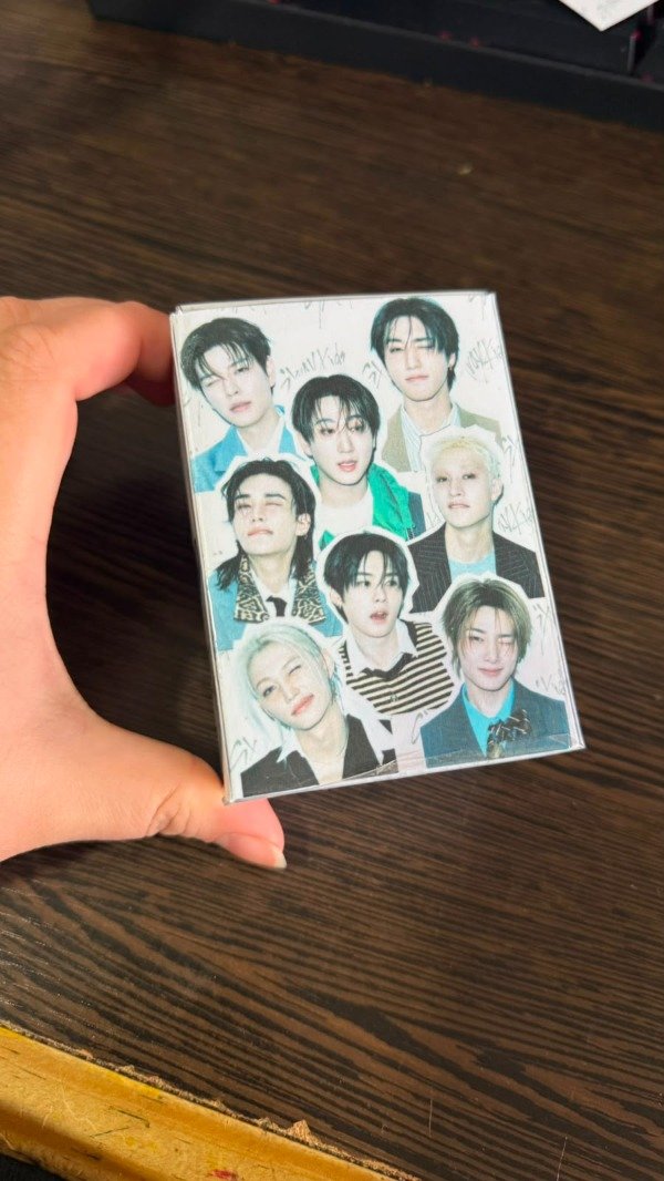 Producto - UNO Stray Kids - 2