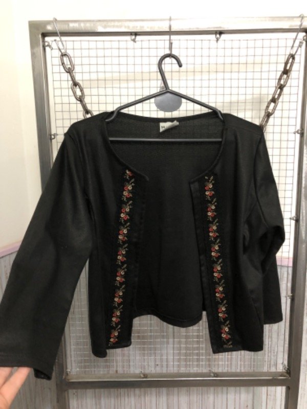 Producto - Saquito //tras// talle M/L