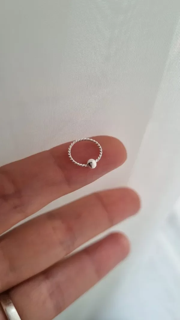 Producto - Piercing torzado con bolita plata 925 1cm aporx