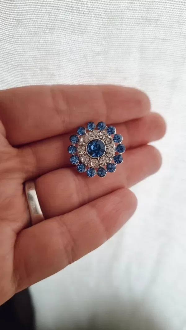 Producto - Escarapela circular con strass