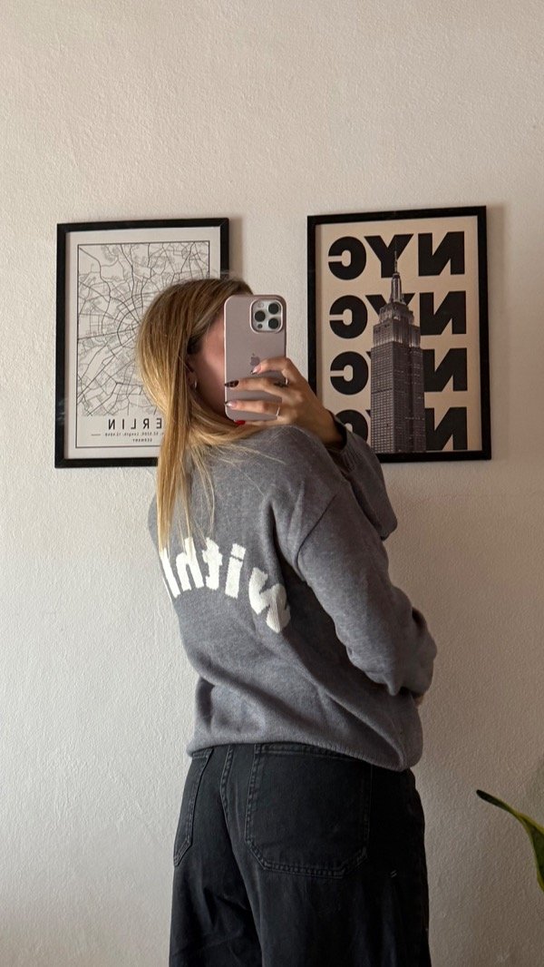 Producto - SWEATER LOVE