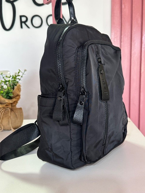 Producto - Mochila Kira Negra - 1