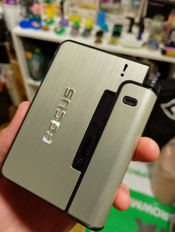 Producto - CIGARRERA CON PORTA ENCENDEDOR