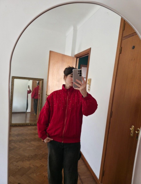 Campera de seda roja — imagen 6