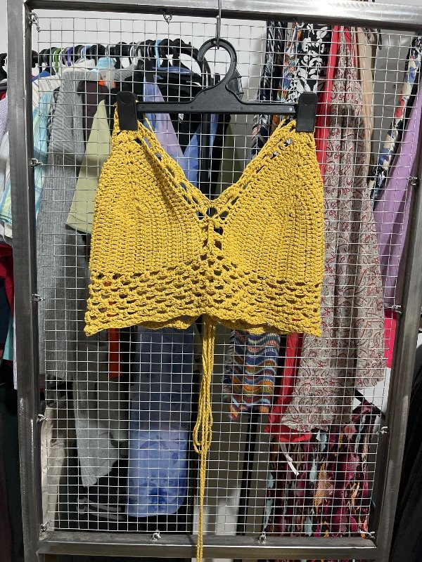 Producto - Top tejido //yell/ talle L