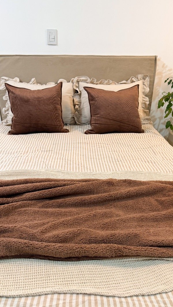Producto - Almohadon Sara - Todas las medidas (2 colores)
