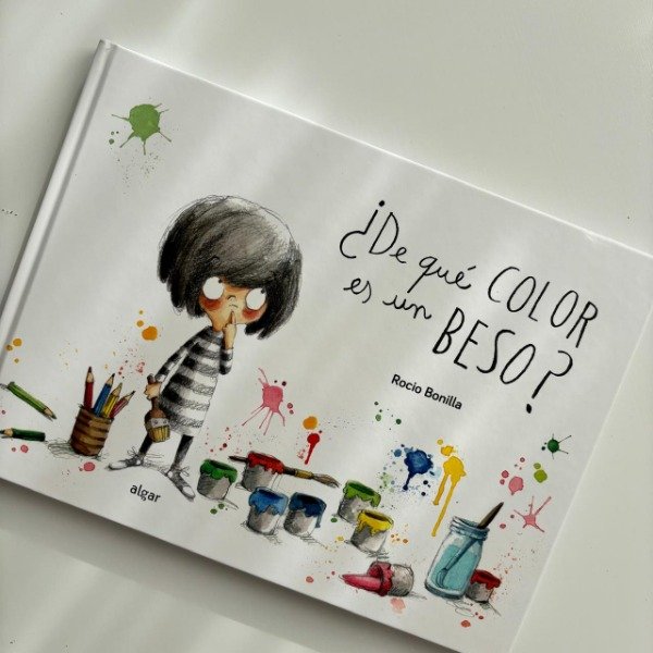 Producto - De qué color es un beso - tapa dura