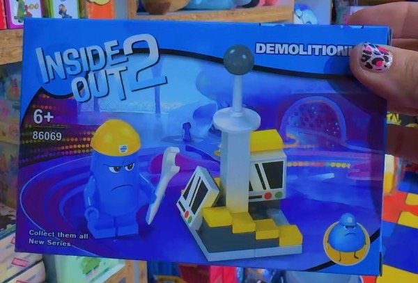 Producto - LEGO INTENSAMENTE