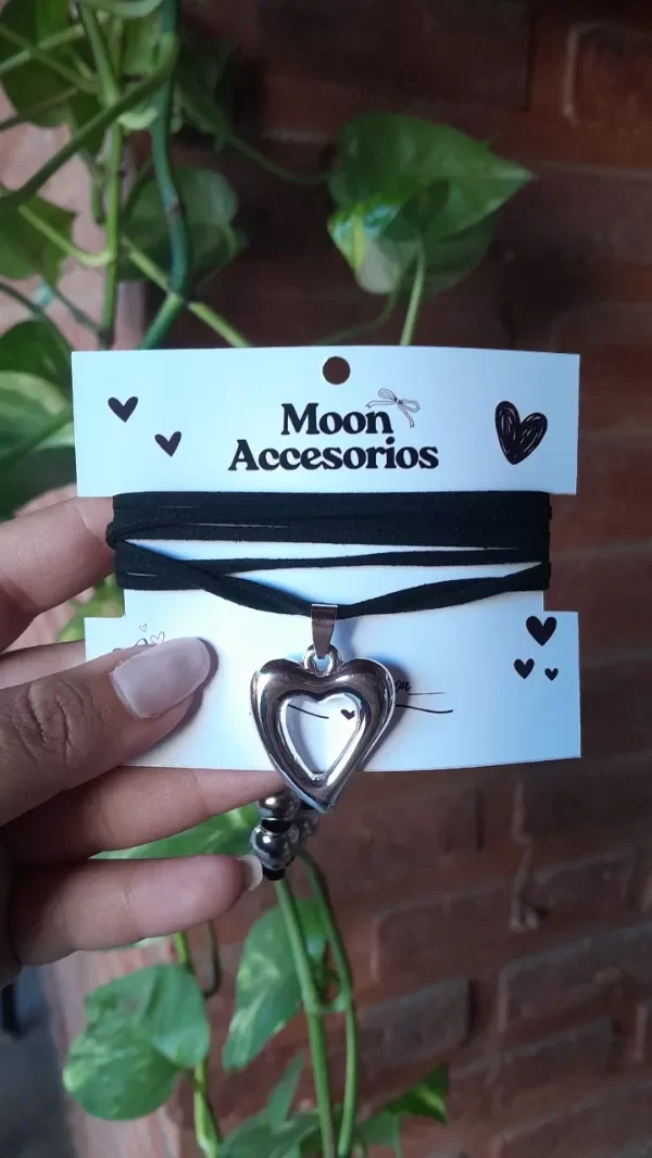 Producto - Chockers corazón calado