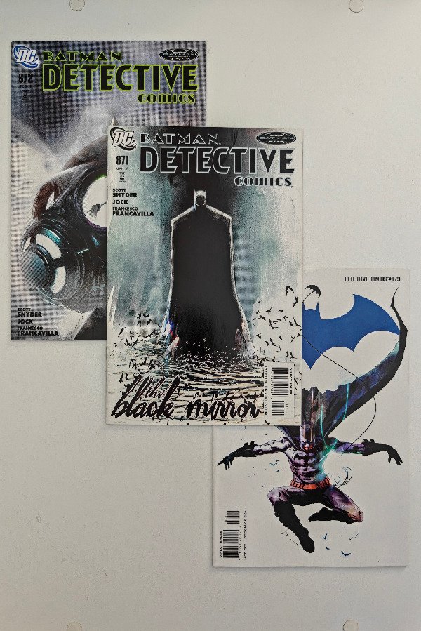Producto - Detective Comics #871 a #873 (2011) - Clásico arco moderno "The Black Mirror"