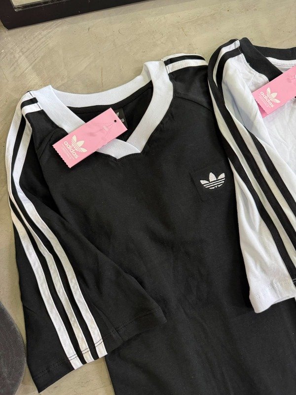 Producto - REMERON RETRO OVER ESCOTE EN V DM - 6