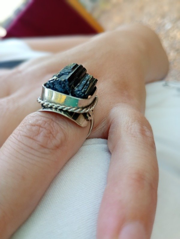 Producto - Anillo con Turmalina