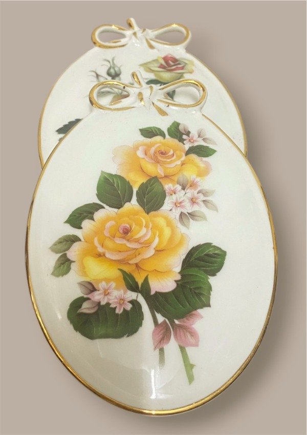 Producto - Cuadrito De Porcelana Verbano Flor amarilla