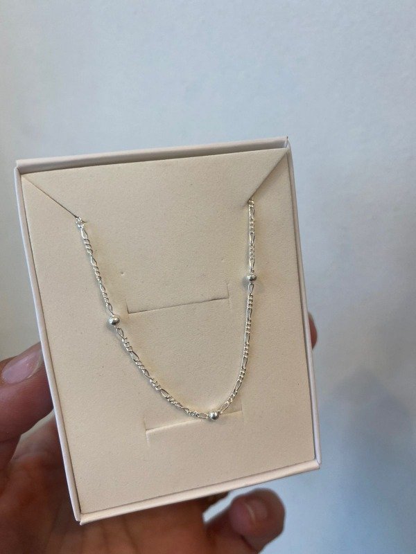 Producto - Pulsera con bolitas cadena con eslabones plata 925