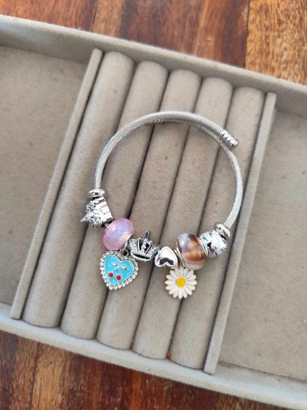 Producto - Pulsera pandora cherry.